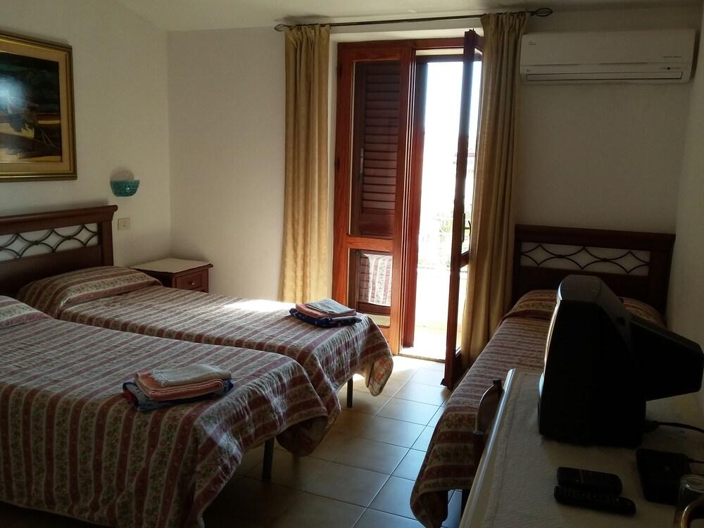 Scano Comfort Inn 산타테레사의갈루라 외부 사진